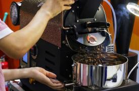 咖啡消费涌动新浪潮 现磨咖啡市场规模持续增长